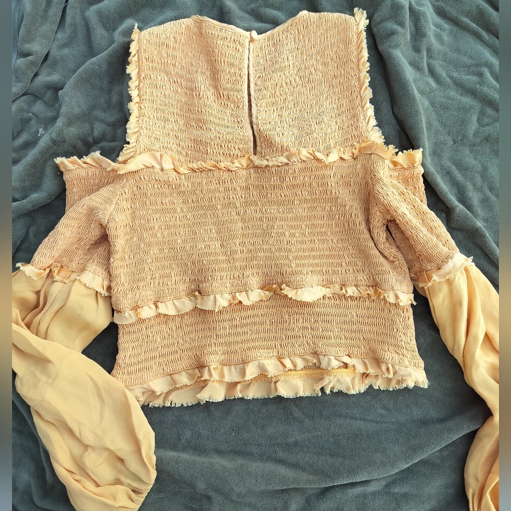 Cinq A Sept Pascal Golden Yellow Cold Shoulder Crop Blouse XS 100% Silk - Picture 6 of 8